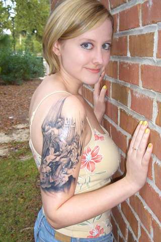 Tattoos for Girls - Huge Exclusive Collection (3G, Wi-Fi) screenshot 3