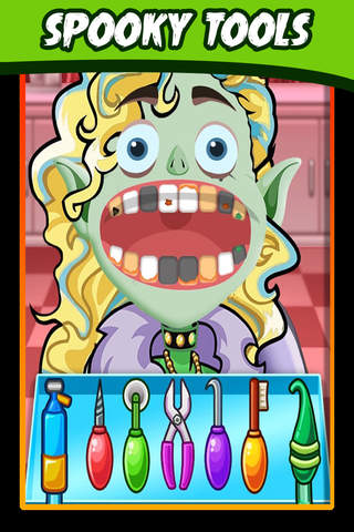 Little Nick's Scary Girl Dentist Office - Monster Mommy's Baby Tooth Story PRO screenshot 3