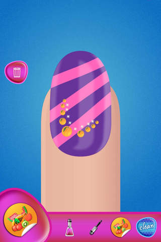 Cute Nails Art Studio - Modern and Fashionable Man - náhled