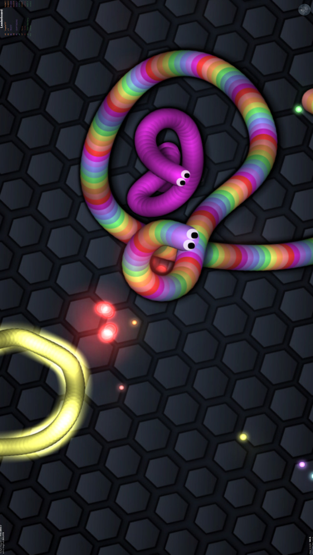 Какой цвет змеи 2025. Змейка. Змейка на скачивание. Игра змейка на айфон. Snake приложение.